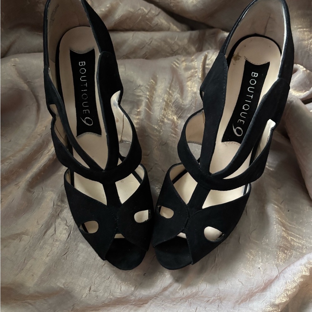 6 inch, black suede platform heels.